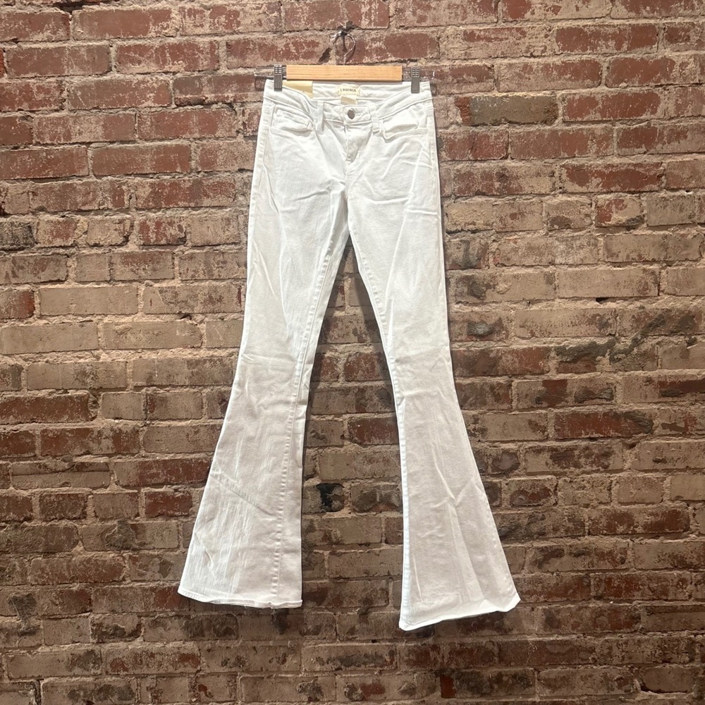 NWT L'AGENCE Elysee White Low Rise Flare Jeans Size 25 - Picture 3 of 6